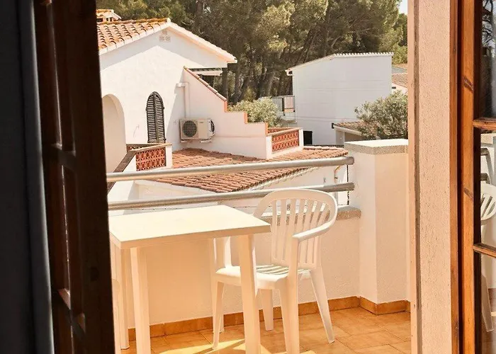 Mercè Empúries Bed and breakfast