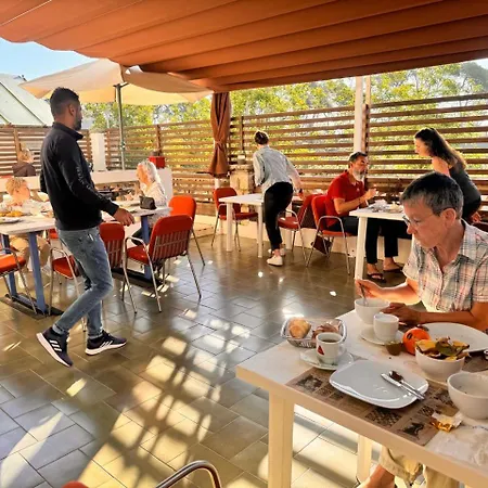Merce Empuries Alojamento de Acomodação e Pequeno-almoço Sant Marti d'Empuries